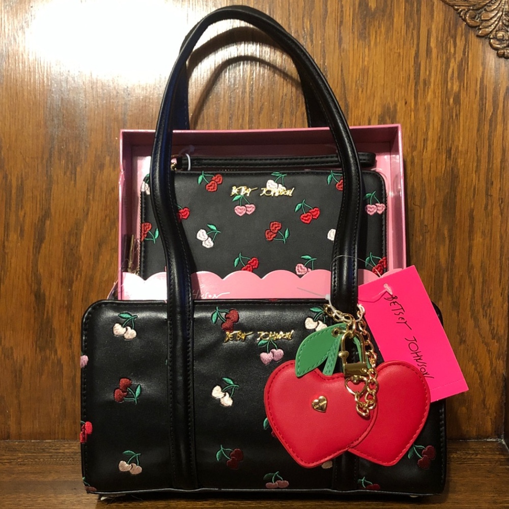 NWT-Betsey Johnson-SET-Cherry🍒Embroidered Satchel & Wristlet Phone Wallet-$176
